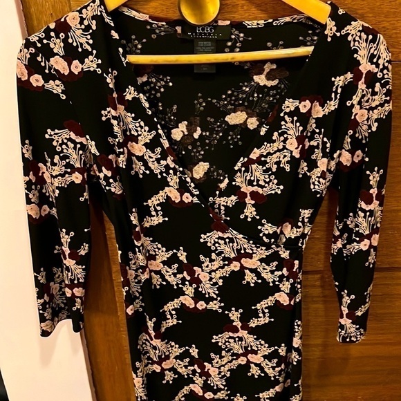 Bcbgmaxazria faux wrap dress, pull on and go! , great for fall. - Picture 1 of 4